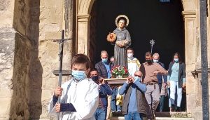 Dos años después, San Diego de Alcalá, sale en procesión por las calles de Cogolludo