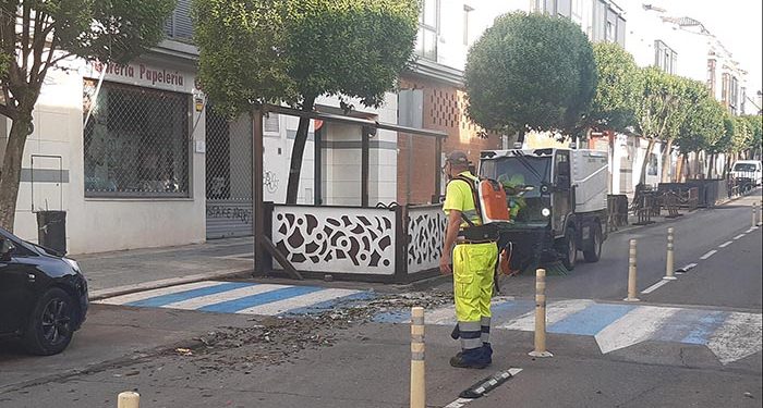 El Ayuntamiento de Cabanillas estrena un dispositivo especial de refuerzo para la recogida de hojas