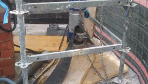 El Ayuntamiento de Cuenca instala un sistema de bombeo de refuerzo a la altura del parking de Astrana Marín