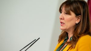 El Consejo de Gobierno aprueba 4,9 millones para la gestión de tres recursos destinados a la atención de mayores y de personas con discapacidad