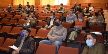 El CREA reúne en una jornada a más de 200 expertos y profesionales para abordar la gestión del riego