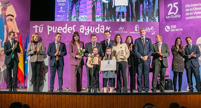 El Gobierno de Castilla-La Mancha reivindica fortaleza y compromiso ante la injusticia que representa la violencia de género