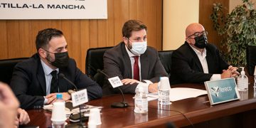 El Gobierno regional aumenta el presupuesto de GICAMAN en un millón de euros para llevar a cabo mejoras en el parque público de viviendas
