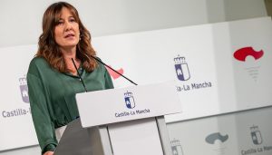 El Gobierno regional concede 43 subvenciones por valor de 304.000 euros para implantar planes de igualdad en ayuntamientos, empresas y entidades