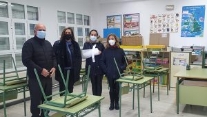 El Gobierno regional y el Ayuntamiento de Villaconejos del Trabaque colaboran en la modernización y mejora de las instalaciones del colegio público