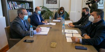 El Gobierno regional y UGT coinciden en que los presupuestos de 2022 son expansivos en lo social y fomentan las políticas de empleo