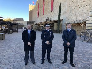 El jefe de la Policía Local de Cuenca, José Vidal Tejeda, recibe la medalla al Mérito Profesional de Castilla-La Mancha, categoría oro