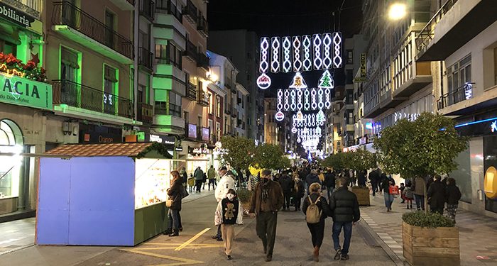 El Mercado Artesano de Navidad de Cuenca tendrá su cita en Carretería del 3 de diciembre al 3 de enero