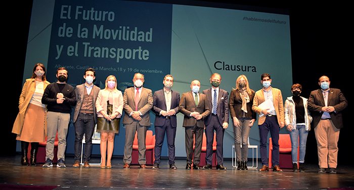 El rector de la UCLM clausura el ‘Diálogo sobre el Futuro de la Movilidad y el Transporte’