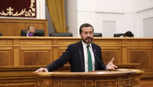 Escudero hace un “balance moderadamente positivo” de la campaña de incendios y el PP le recuerda la falta de diálogo con los trabajadores