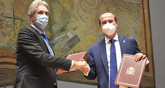 Firmada la cesión e incorporación de parte del parque del Coquín al nuevo campus universitario de Guadalajara