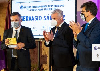 Gervasio Sánchez recibe el IX premio internacional de periodismo “Cátedra Manu Leguineche”