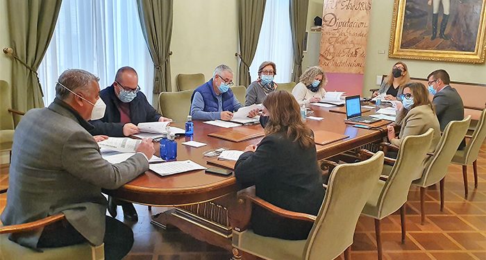 La Diputación de Guadalajara concede 163.226 euros de ayudas a 152 autónomos y empresas de hostelería, turismo y artesanía