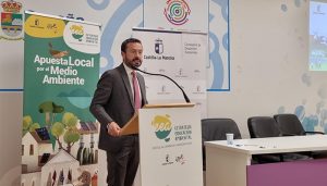 La Junta implica a los ayuntamientos de la región a incorporar la sostenibilidad ambiental dentro de la planificación y gestión municipal