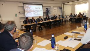 La patronal conquense señala los peligros de establecer subidas salariales en momentos de crisis