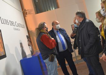 La Sala de Exposiciones del Edificio Iberia acoge la muestra ´Cerámicas´ del ceramista conquense Luis del Castillo