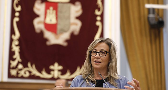 Merino reclama al ‘ausente Page’ medidas para mitigar la grave situación que sufre el campo regional por la “desorbitada subida” de los costes de producción 1 Merino reclama al ‘ausente Page’ medidas para mitigar la grave situación que sufre el campo regional por la “desorbitada subida” de los costes de producción