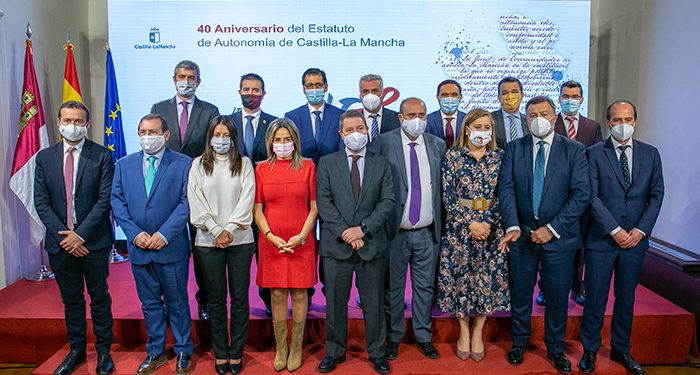 Page invita a presumir de la ‘E’ de Estatuto y de España y de la ‘A’ de Autonomía y autoestima, “que es lo que más hemos ganado en 40 años”