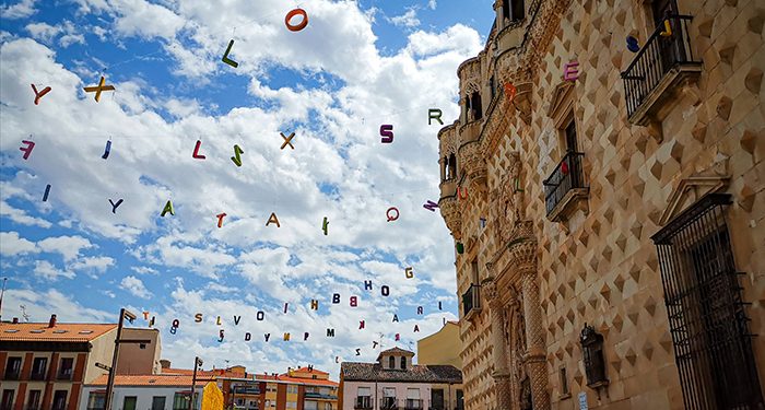 Estas fotazas de Guadalajara formarán parte del calendario que edita la Oficia de Gestión Turística