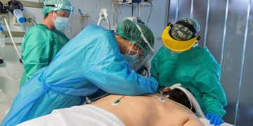 Viernes 26 de noviembre La semana termina con 28 nuevos contagios en Cuenca y 25 en Guadalajara