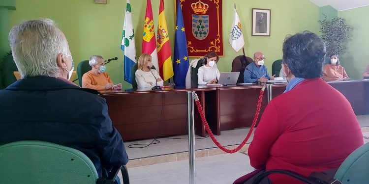 El Ayuntamiento de Fuentenava de Jábaga aprueba el presupuesto municipal para el ejercicio 2022 que asciende a 648.959,27 euros. 1 20211229 114532 reducida