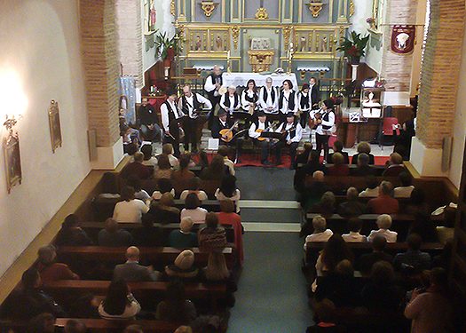 Villanueva de la Torre se vuelve a citar con el folclore provincial con su Certamen de Villancicos 1 Villanueva de la Torre se vuelve a citar con el folclore provincial con su Certamen de Villancicos