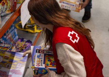 Arranca la campaña de recogida de juguetes ‘Sus Derechos en Juego’ de Cruz Roja Cuenca Arranca la campaña de recogida de juguetes ‘Sus Derechos en Juego’ de Cruz Roja Cuenca