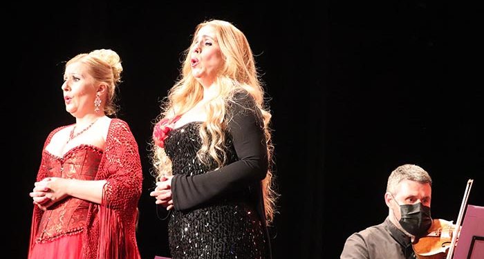 Cabanillas fue más zarzuela que nunca