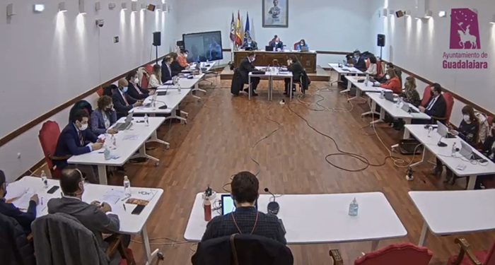 Carnicero: “Votamos en contra de la presión y el agotamiento fiscal a las familias que suponen las ordenanzas fiscales de Rojo” 1 Carnicero “Votamos en contra de la presión y el agotamiento fiscal a las familias que suponen las ordenanzas fiscales de Rojo”