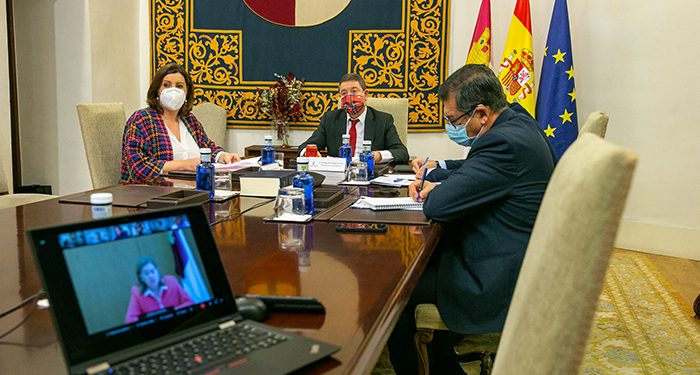 Castilla-La Mancha volverá a abrir los grandes centros de vacunación para facilitar la administración de vacunas contra el COVID 1 Castilla-La Mancha volverá a abrir los grandes centros de vacunación para facilitar la administración de vacunas contra el COVID