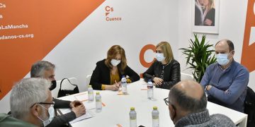 Ciudadanos se moviliza en la provincia y en Europa en defensa del tren de Cuenca