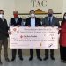 El Ayuntamiento de Cuenca y Grupo Torcas entregan a Cruz Roja los 1.781 euros recaudados en la gala solidaria ‘Cuenca con La Palma’