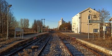 El desmantelamiento del tren es una medida antidemocrática, ya que el PSOE no informó de su intención a la ciudadanía en su programa político