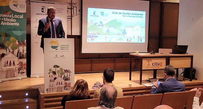 El Gobierno regional realiza en Torija la presentación de la ´Guía de gestión ambiental para un municipio sostenible´ 1 El Gobierno regional realiza en Torija la presentación de la ´Guía de gestión ambiental para un municipio sostenible´