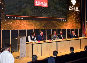 El logo de la UCLM lucirá en el Giro de Italia, sobre el equipo Drone Hopper-Androni Giocattoli