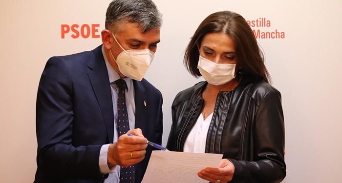 El PSOE critica la “irresponsabilidad” del PP, con cuyas enmiendas a los Presupuestos regionales “quieren eliminar los 70 millones de la reserva estratégica frente al Covid” 1 El PSOE critica la “irresponsabilidad” del PP, con cuyas enmiendas a los Presupuestos regionales “quieren eliminar los 70 millones de la reserva estratégica frente al Covid”