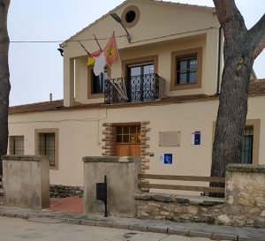 El PSOE de Moya considera “incomprensible” que el Ayuntamiento prefiera desafectar la Vivienda Tutelada en lugar de ponerla en marcha