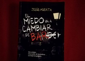 El pub Los Clásicos de Cuenca acoge la segunda presentación de ‘El miedo va a cambiar de bar’, primera novela de Jesús Huerta
