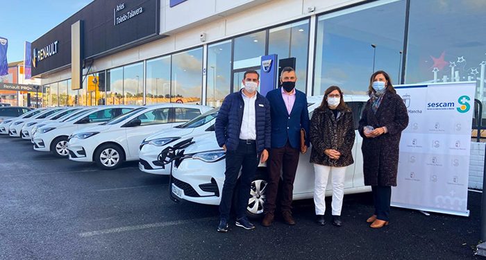 El SESCAM inicia la sustitución de su flota de vehículos con la adquisición de ocho coches ecoeficientes