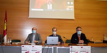 Investigadores y expertos del azafrán profundizan en la historia y cultura de la especia en los pueblos manchegos