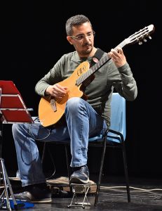 José Luis Serrano presenta su álbum Miradas en Cabanillas