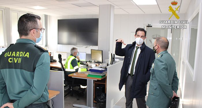 La Comandancia de la Guardia Civil de Cuenca recibe al Vicerrector del Campus Universitario conquense 1 La Comandancia de la Guardia Civil de Cuenca recibe al Vicerrector del Campus Universitario conquense