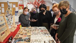 La Diputación, FADEMUR y el Ayuntamiento de San Clemente llevan el proyecto Tierra de Emprendedoras a esta localidad