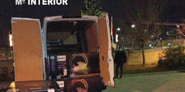 La Guardia Civil detiene en Azuqueca de Henares a cuatro personas por un delito continuado de hurto en una empresa de logística