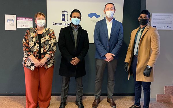 La Junta conecta a proveedores de la industria agroalimentaria de la región con la mayor cadena de distribución de Emiratos Árabes