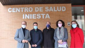 La Junta refuerza la plantilla del Centro de Salud de Iniesta para que ningún cupo exceda las 2.000 tarjetas sanitarias