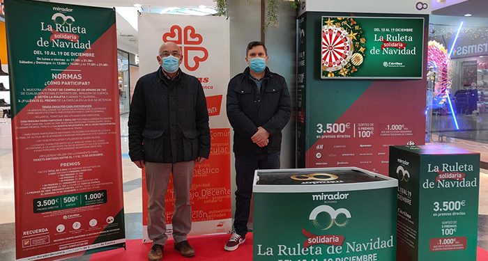 La Navidad del Mirador arranca con la donación de 1.000 euros a Cáritas Cuenca y 4.000 euros más en premios directos para sus clientes