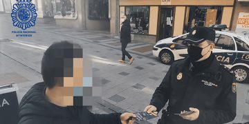 La Policía Nacional da las claves para hacer las compras de Navidad más seguras