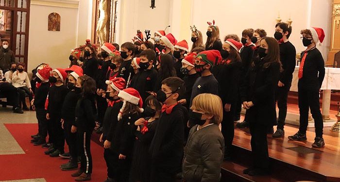 La polifonía infantil llena la Iglesia de Cabanillas