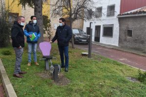 La Diputación ayuda con 18.500 euros al Ayuntamiento de Las Majadas para la reparación del reloj de la torre